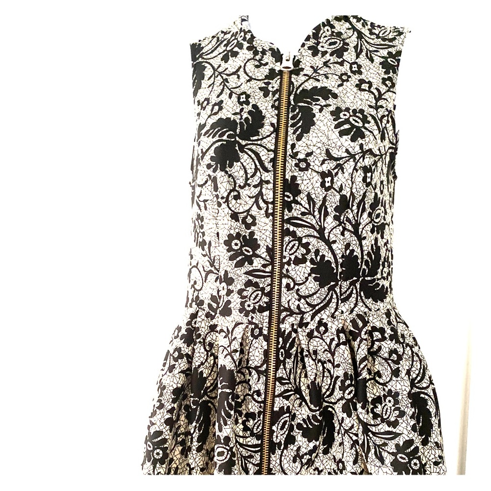 Black and cream colored Forever 21 dress